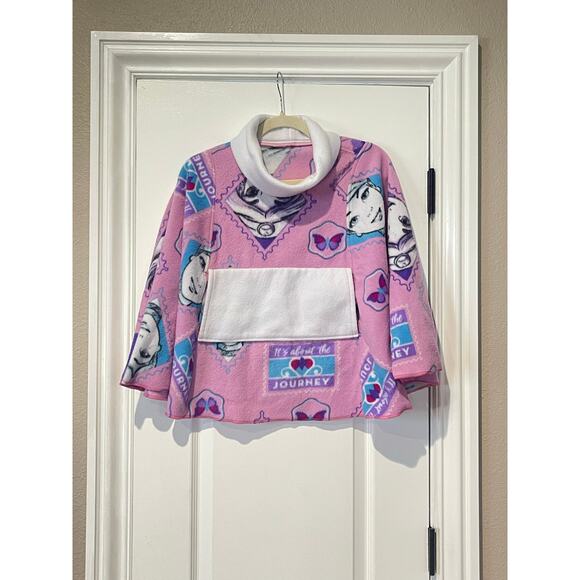 Little Girls Poncho Medium - Picture 1 of 5